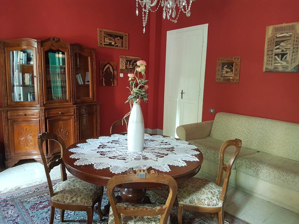 Casa Betania Hotell Cortona Exteriör bild