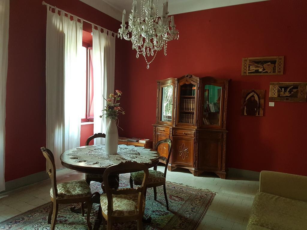 Casa Betania Hotell Cortona Exteriör bild